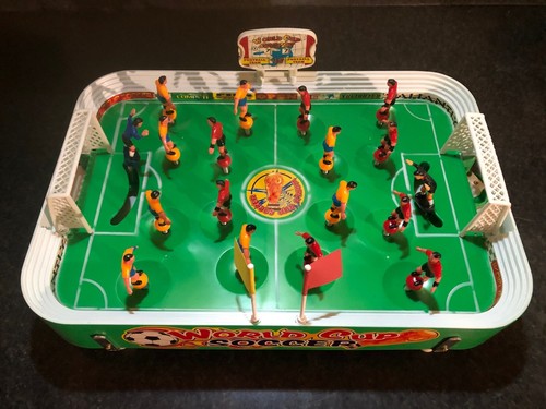 Vecchio calcetto calcio - vecchio, a